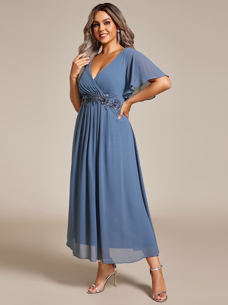 Floral Applique Plus Size V-Neck Short Sleeves Wedding Guest Dress