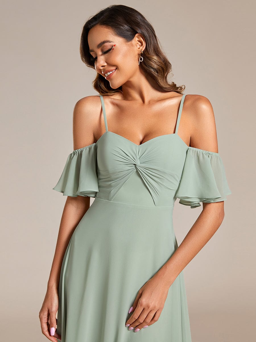 Enchanting Chiffon A-line Bridesmaid Dress with Sweetheart Neckline and Knot Detail