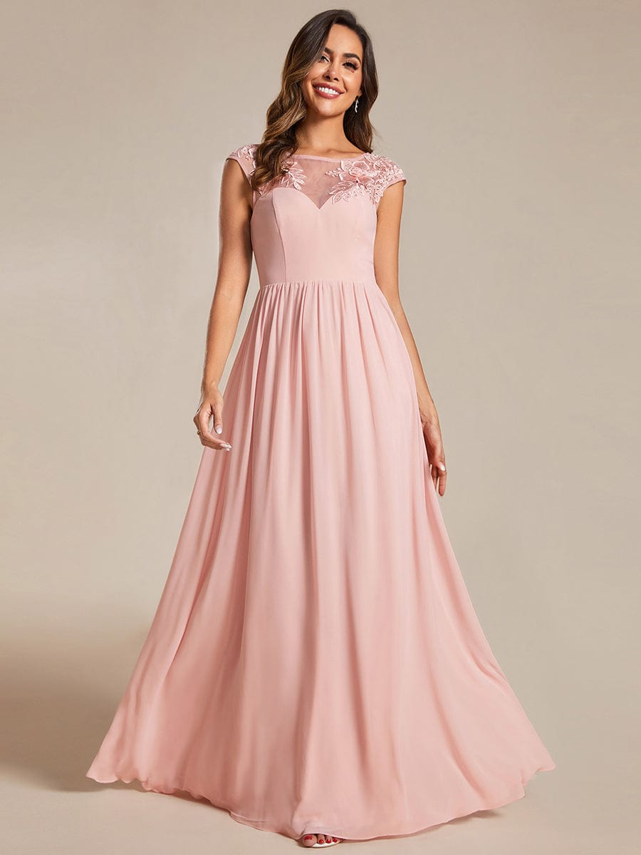 Elegant Chiffon A-Line Evening Gown with Cap Sleeves and Shoulder Applique